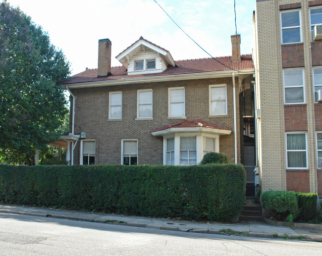 1432 Lee St in Charleston, WV - Building Photo - Building Photo