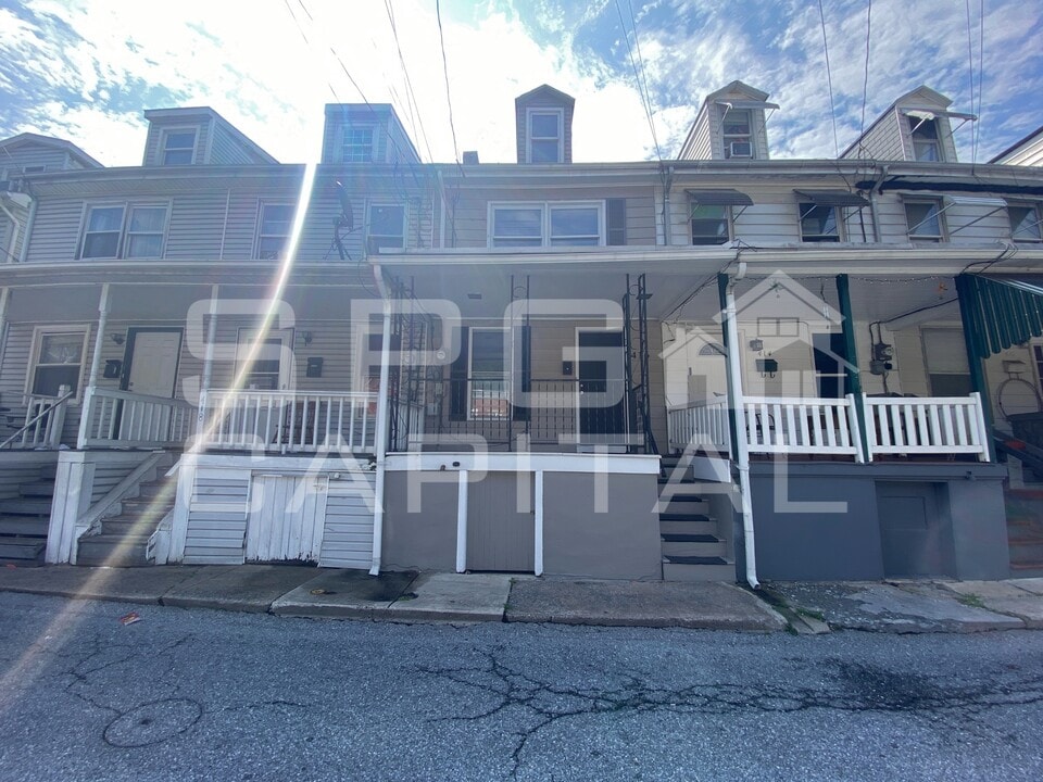 416 Swatara St in Steelton, PA - Building Photo
