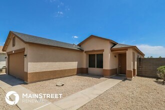 11841 W Corrine Dr in El Mirage, AZ - Building Photo - Building Photo
