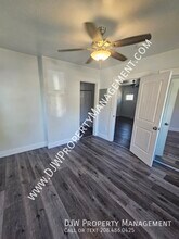 424 5th St S in Nampa, ID - Building Photo - Building Photo