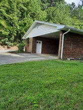 830 Asheville Hwy in Sylva, NC - Building Photo - Building Photo