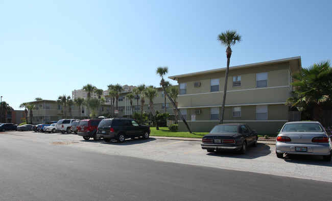 Ocean Drive in Jacksonville Beach, FL - Building Photo - Building Photo