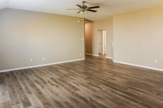 5207 Riverwood Dr in Richmond, TX - Building Photo - Building Photo