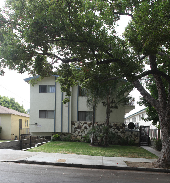 1168 Ruberta Ave in Glendale, CA - Foto de edificio - Building Photo