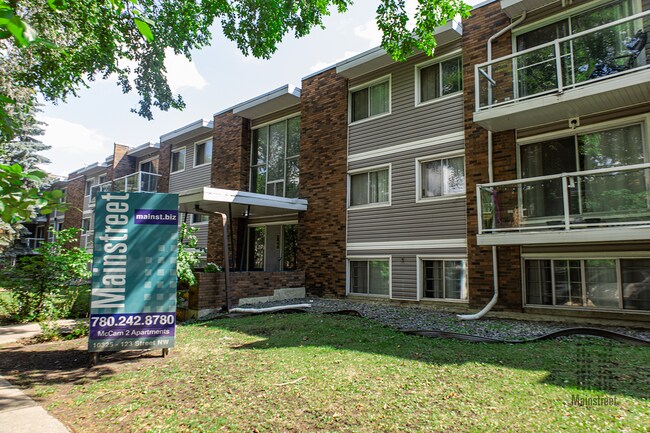 McCam 2 Apartments in Edmonton, AB - Building Photo - Building Photo