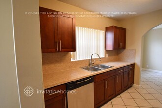 6561 Kimberly Blvd in North Lauderdale, FL - Building Photo - Building Photo