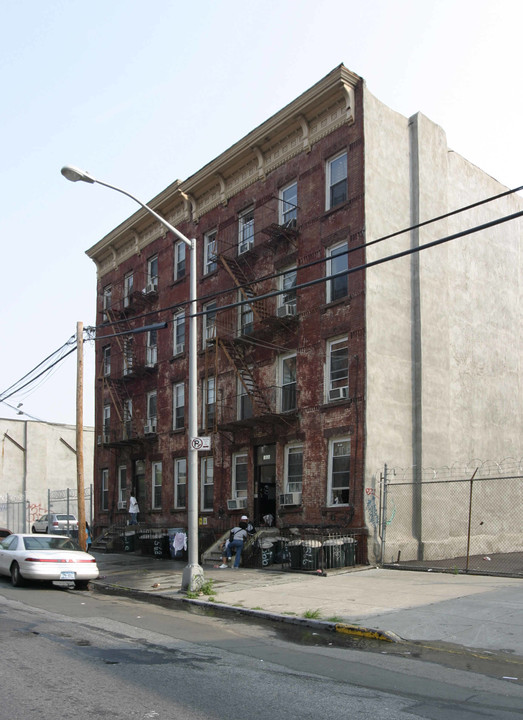 Borough Rentals in Brooklyn, NY - Foto de edificio