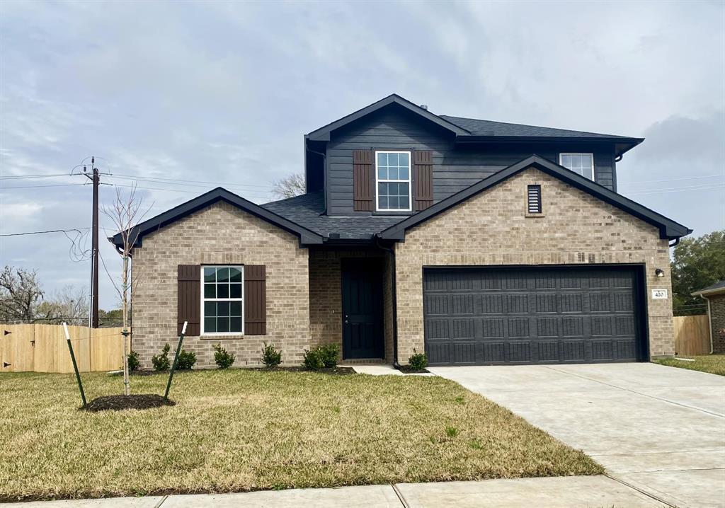 416 Magnolia Ln in Richwood, TX - Building Photo