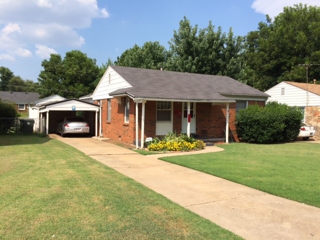 property at 533 E Fairchild Dr