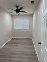 15635 Wanaque Rd in Apple Valley, CA - Building Photo - Building Photo