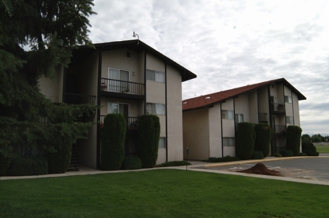 Parkview Apartments in Cheney, WA - Foto de edificio