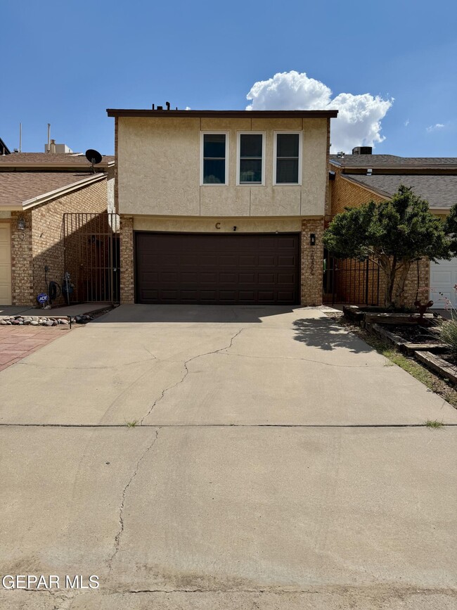 7040 Portugal Dr