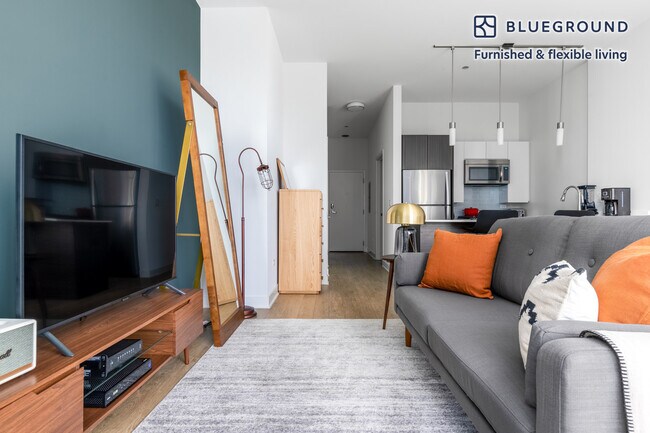 201 N Garland Ct in Chicago, IL - Building Photo - Building Photo