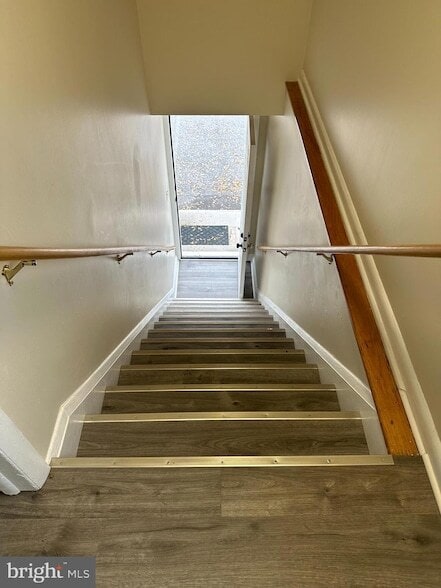 1437 Liberty Rd in Sykesville, MD - Foto de edificio - Building Photo