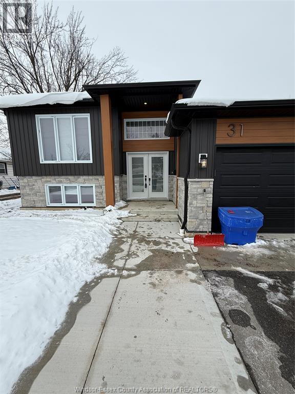 31 Cameron Ave in Essex, ON - Building Photo - Building Photo