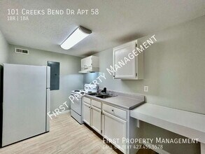 101 Creeks Bend Dr in Ringgold, GA - Building Photo - Building Photo