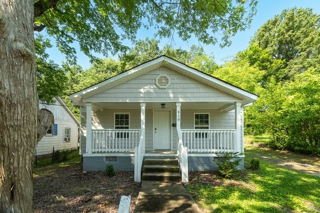 property at 410 New St