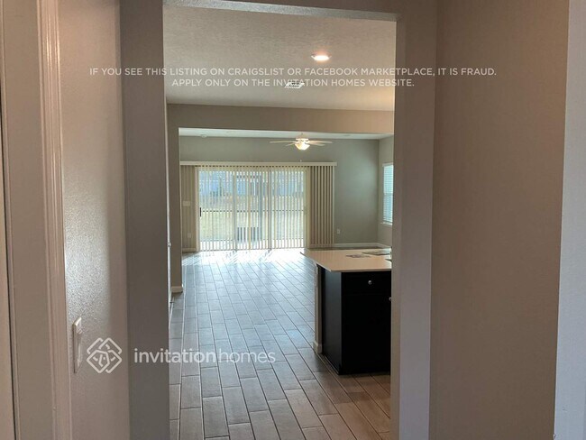 11293 Oyster Creek Rd in Jacksonville, FL - Building Photo - Building Photo