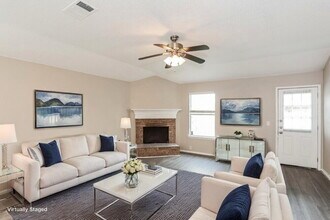 2528 Tar Heel Dr in Fort Worth, TX - Building Photo - Building Photo