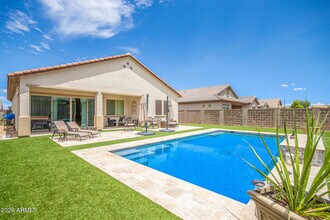 2813 Wilcox Playa Dr in San Tan Valley, AZ - Building Photo - Building Photo