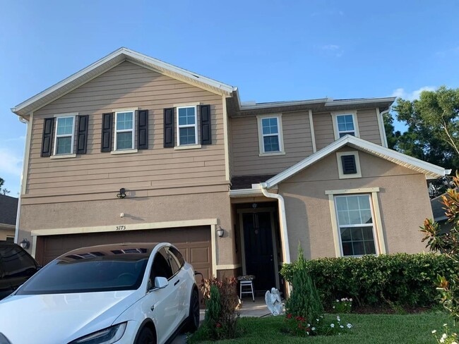 property at 5775 NW Pine Trail Cir