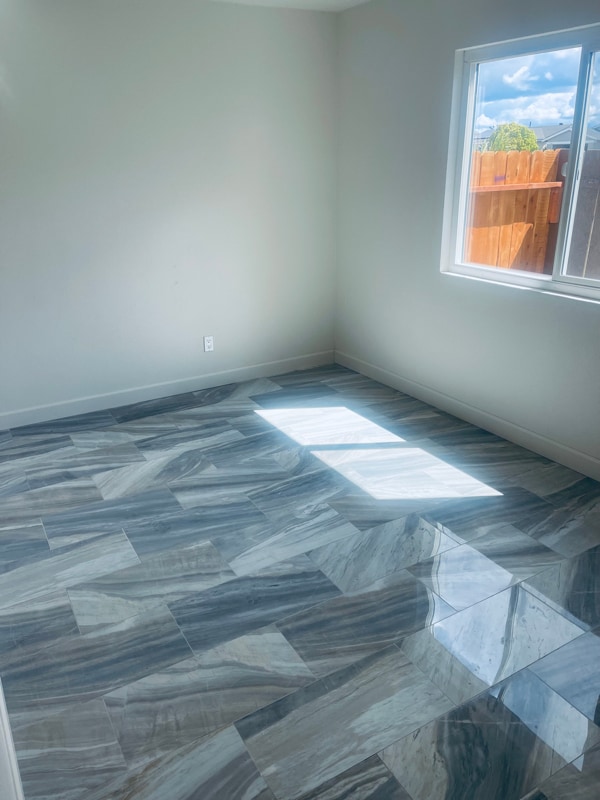 8025 Peach Point Ave in San Diego, CA - Building Photo - Building Photo