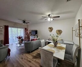 6011 Skydale Way in Riverview, FL - Building Photo - Building Photo