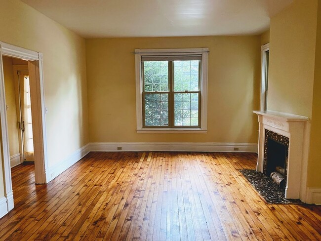 5910 Howe St in Pittsburgh, PA - Building Photo - Building Photo