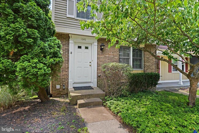 1646 Barnstead Dr in Reston, VA - Building Photo - Building Photo