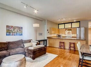 6 N Michigan Ave in Chicago, IL - Building Photo - Building Photo