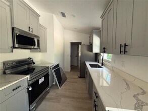 6339 NW 65th St in Ocala, FL - Building Photo - Building Photo