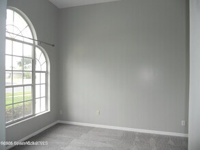432 Lake Victoria Cir in Melbourne, FL - Building Photo - Building Photo