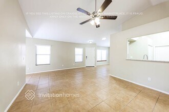 13147 W Saguaro Ln in Surprise, AZ - Foto de edificio - Building Photo