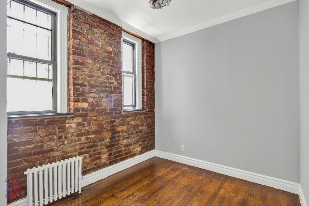 416 E 13th St in New York, NY - Building Photo
