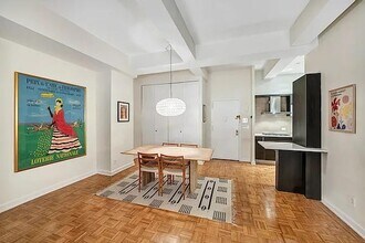 425 Park Ave S in New York, NY - Building Photo - Building Photo