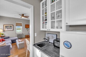 400 Deal Lake Dr in Asbury Park, NJ - Building Photo - Building Photo