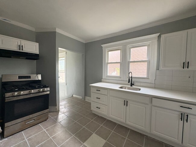 54 Princeton St, Unit 3