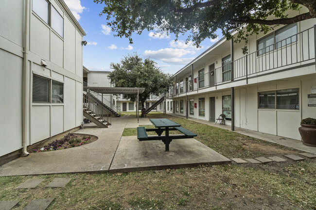 Terra at Knox in Dallas, TX - Foto de edificio - Building Photo