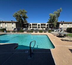 Cactus Trail in Phoenix, AZ - Building Photo - Building Photo