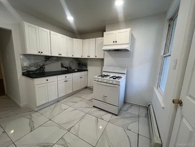 property at 21 Knowles St