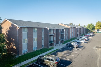 Fairlawn Apartments in Dundalk, MD - Building Photo - Building Photo