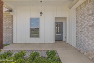 113 Star Ln in Broussard, LA - Building Photo - Building Photo