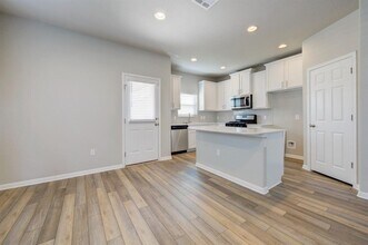 148 Munk Ln in Leander, TX - Building Photo - Building Photo