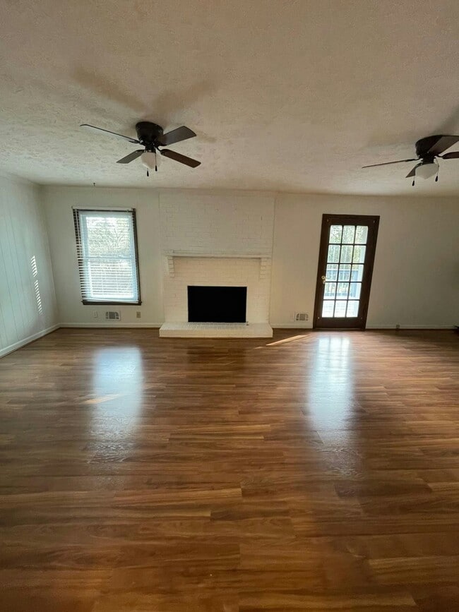 3052 Robinson Rd NE in Marietta, GA - Building Photo - Building Photo