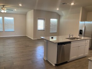 14626 Pearl Flts in San Antonio, TX - Building Photo - Building Photo