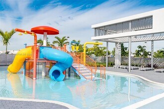 6416 NW 102nd Ct in Doral, FL - Building Photo - Building Photo