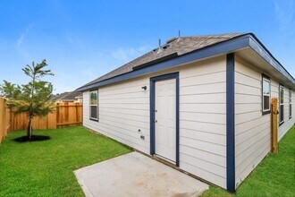 2348 Blue Opal Ln in Conroe, TX - Building Photo - Building Photo