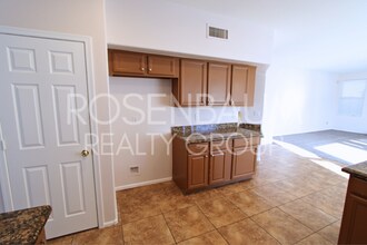 534 S Pueblo St in Gilbert, AZ - Building Photo - Building Photo