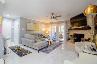 5200 Martel Ave in Dallas, TX - Building Photo - Building Photo