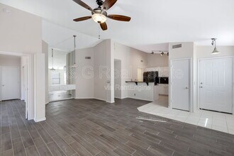 302 N Hudson Pl in Chandler, AZ - Building Photo - Building Photo